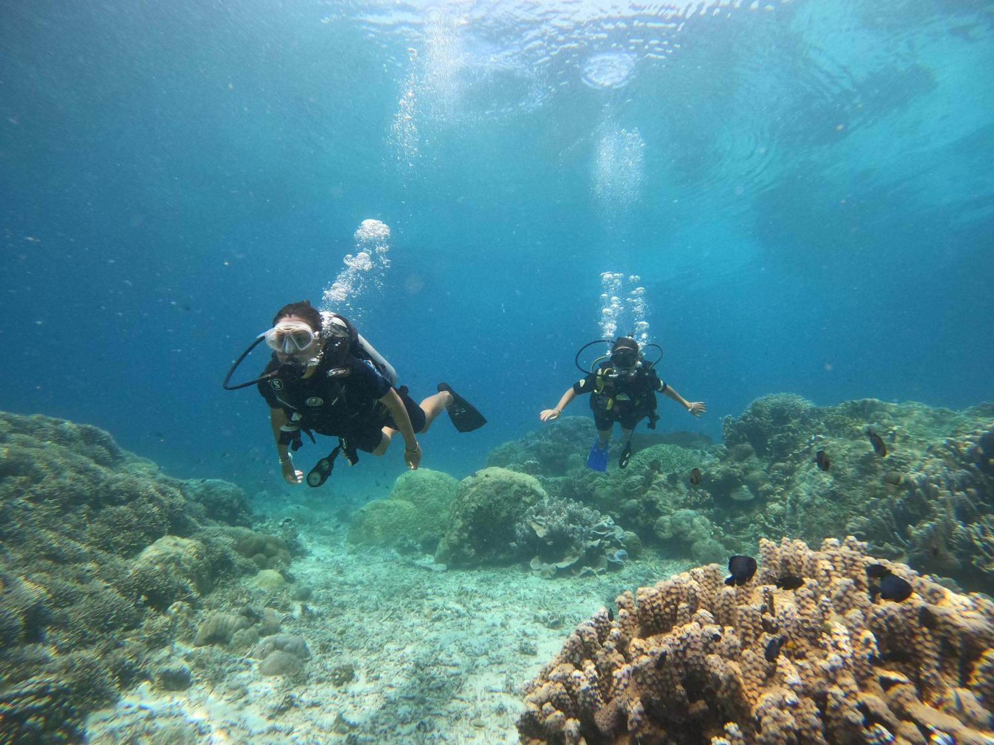 4 Sisters Divers Bunaken