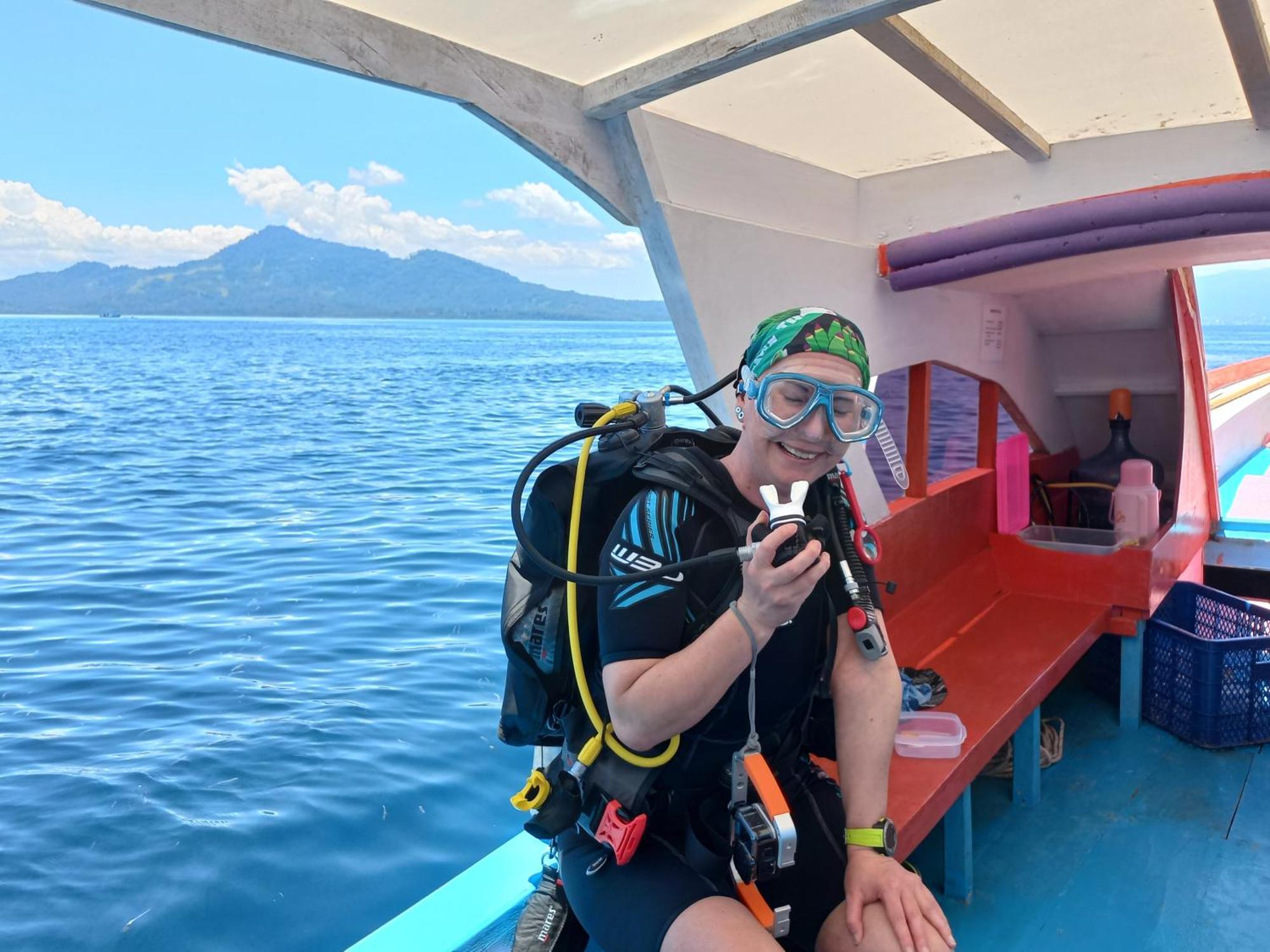 4 Sisters Divers * Bunaken