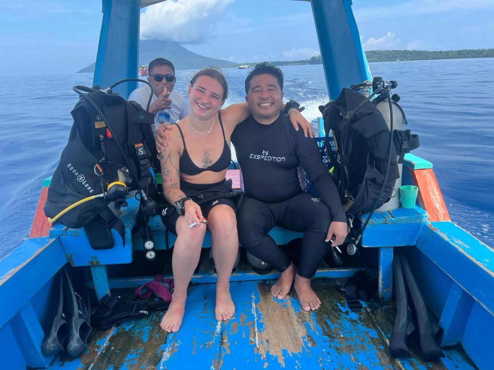 4 Sisters Divers * Bunaken